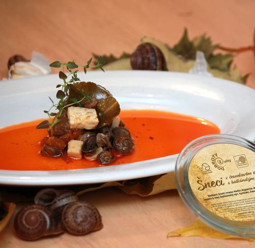 Šneci v oleji s balkánským sýrem 130 g